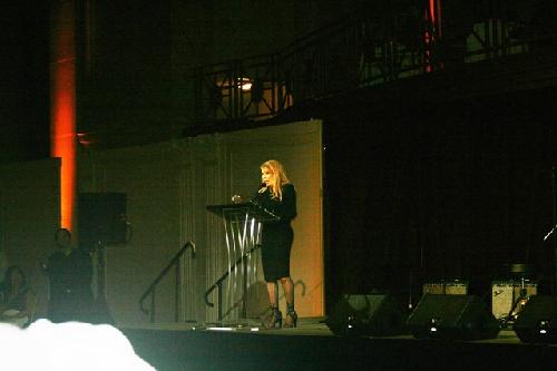 GEORGENE COMPELLS HER AUDIENCE TO CHANGE THEIR MINDSET  FROM FEAR TO FEARLESS!